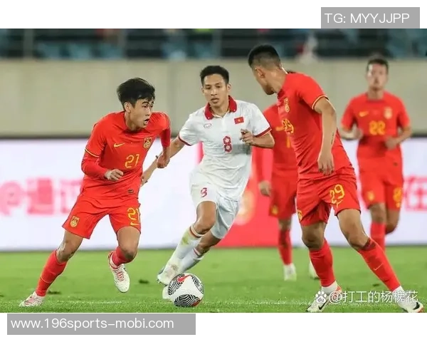 国足热身赛阵容大变换马镇与闫炳良分别把守两端球门 国足热身赛阵容大变换马镇与闫炳良分别把守两端球门