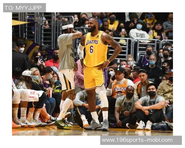 米切尔本赛季三分球火力全开成为联盟首位投进100记三分的球员